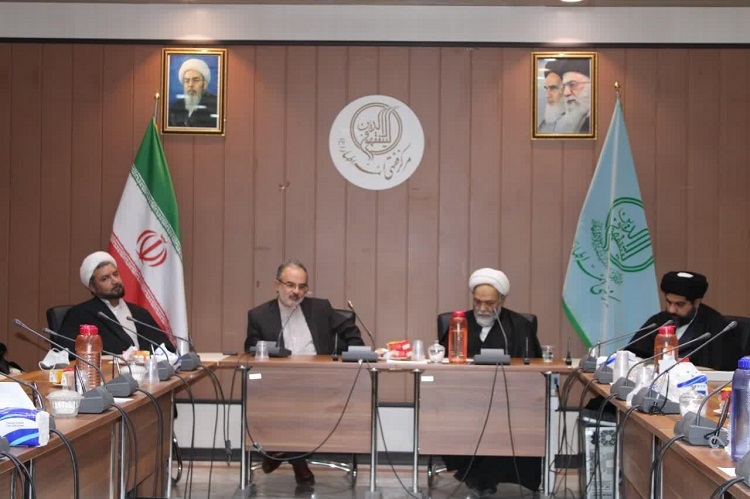 تعامل و همکاری حوزه و دانشگاه، موجب تعالی نظام مقدس جمهوری اسلامی خواهد شد