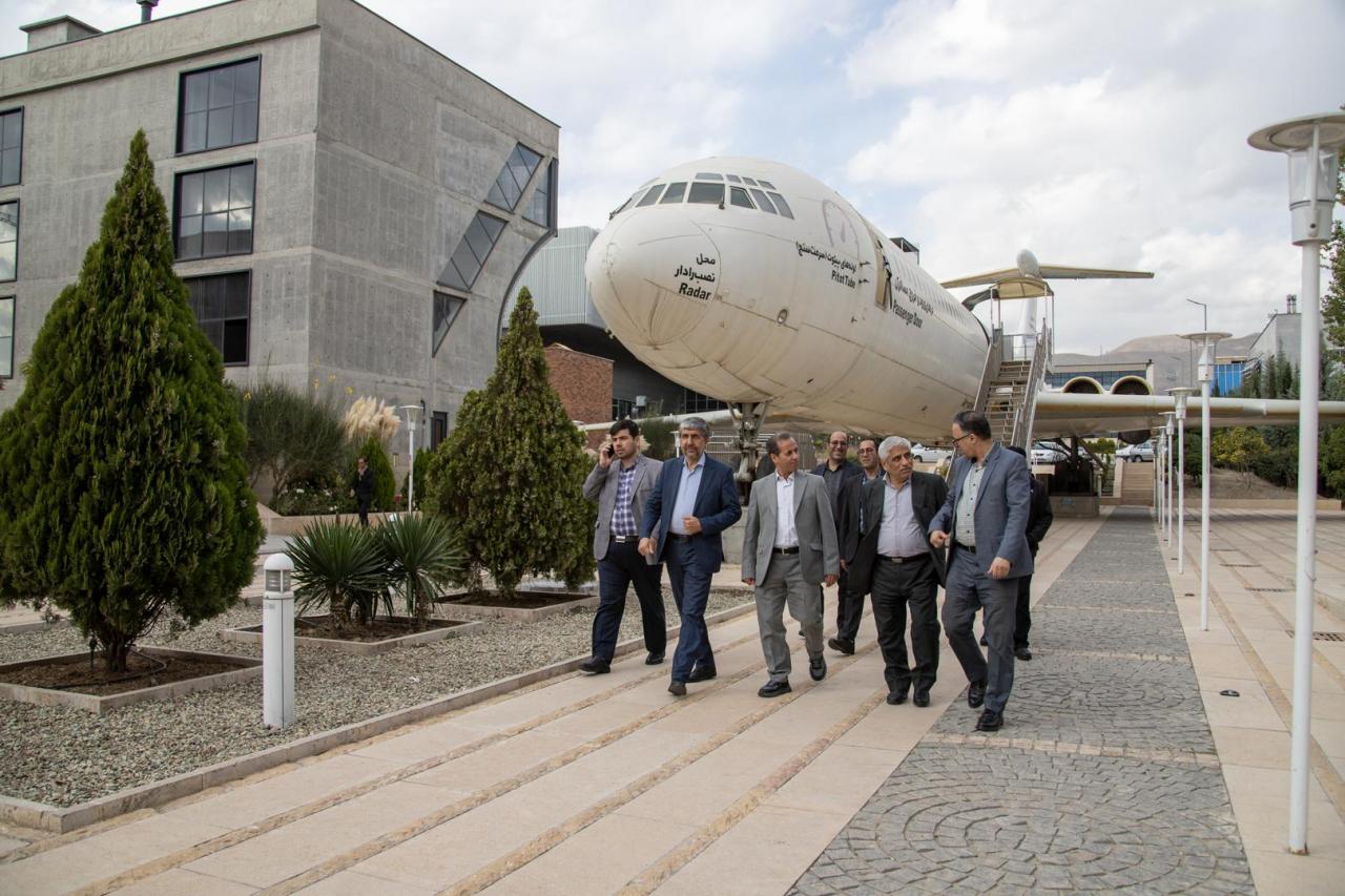 بازدید سرپرست دانشگاه از پارک فناوری پردیس