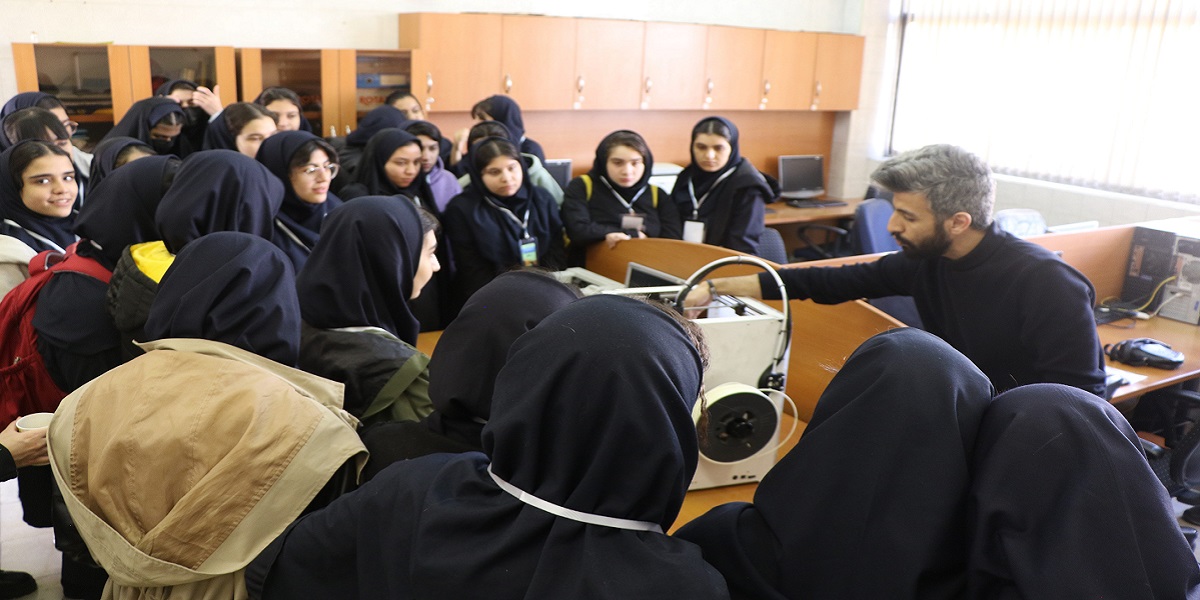 رویداد روز درهای باز آزمایشگاه های دانشکده مهندسی صنایع و سیستم ها