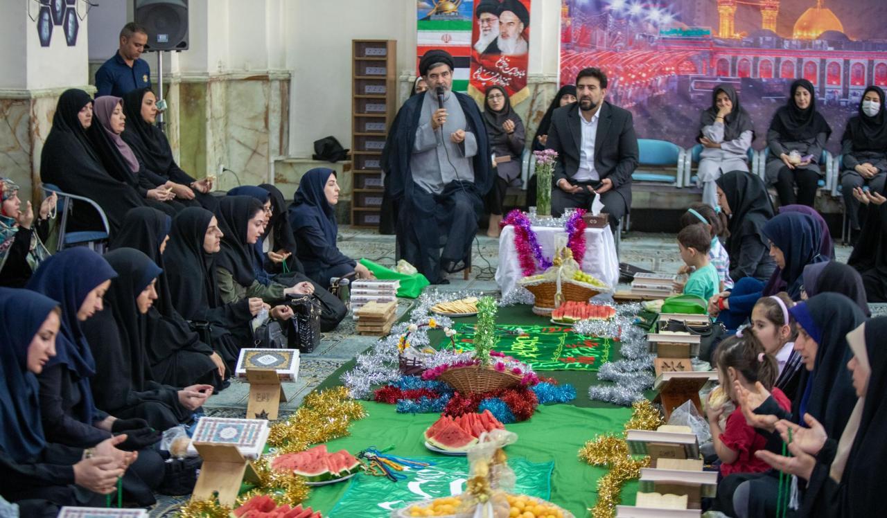 گرامیداشت عید ولایت در مراسم هیأت فاطمه‌الزهرا(س) مهربانوهای دانشگاه تربیت مدرس