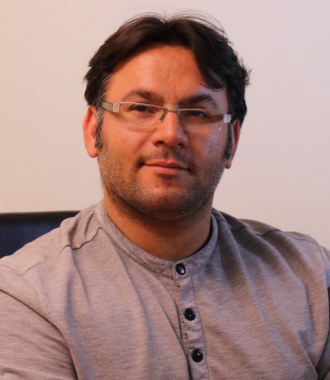 حسین فرهناک